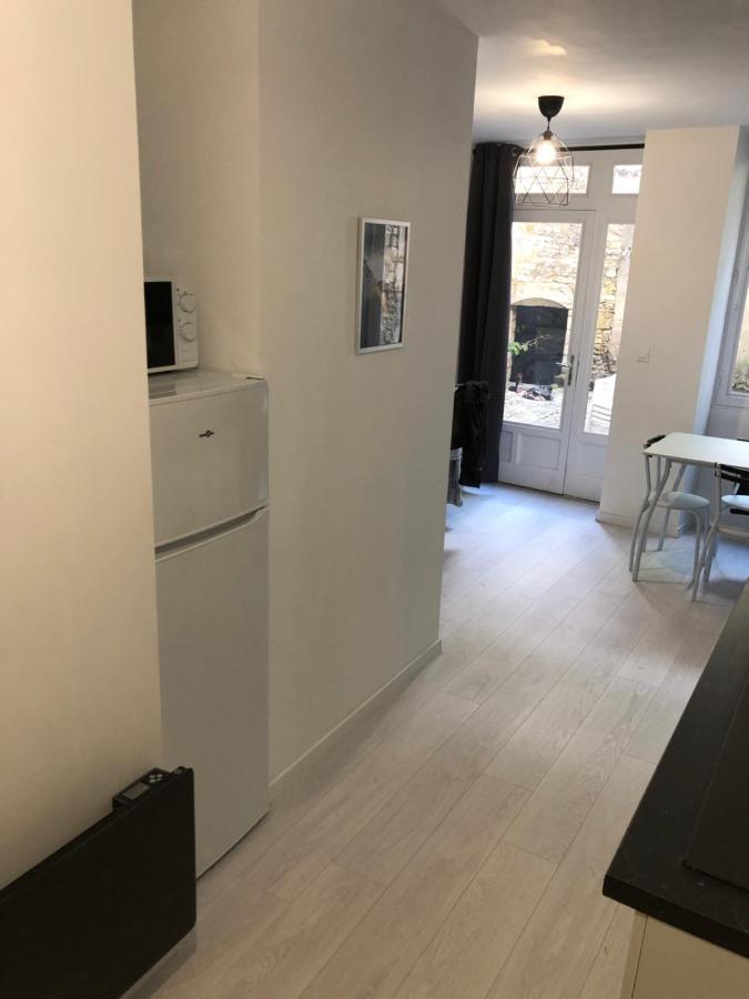 Cosy Appartement Au Plein Centre De Ruffec Luaran gambar