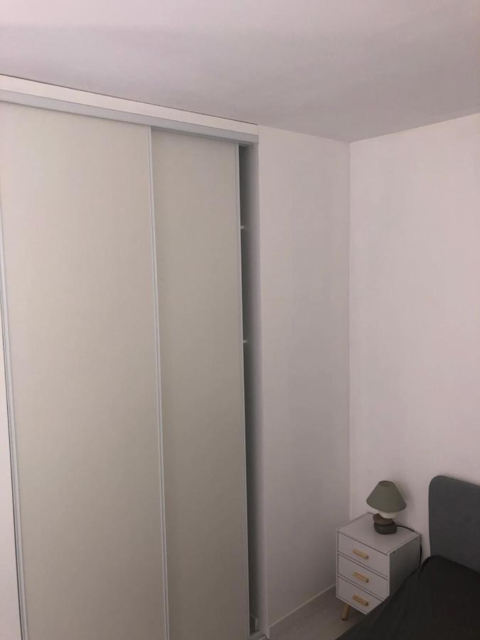 Cosy Appartement Au Plein Centre De Ruffec Luaran gambar
